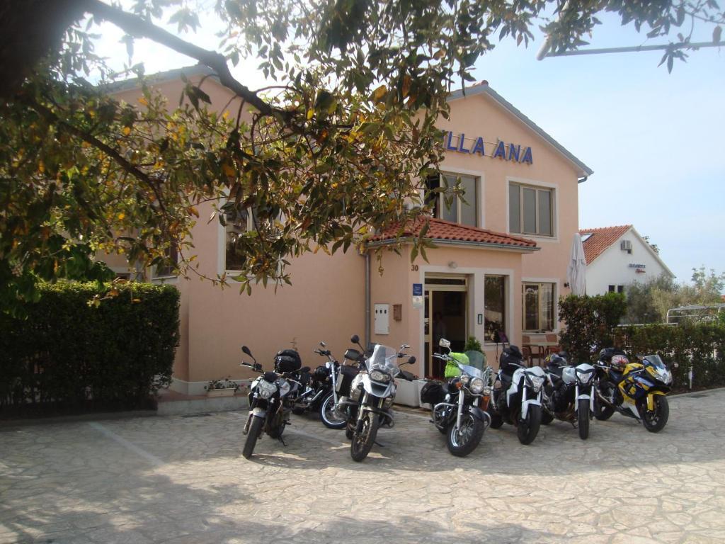 B&B Villa Ana Krk Town Luaran gambar