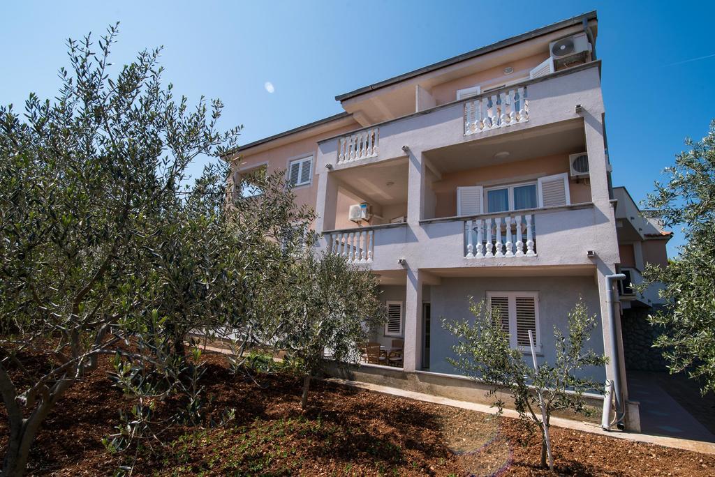 B&B Villa Ana Krk Town Luaran gambar